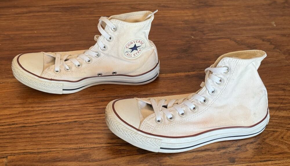 Converse All Star Hi Chuck Taylor Men’s 6.5 Women’s 8.5 M7650 Beige White